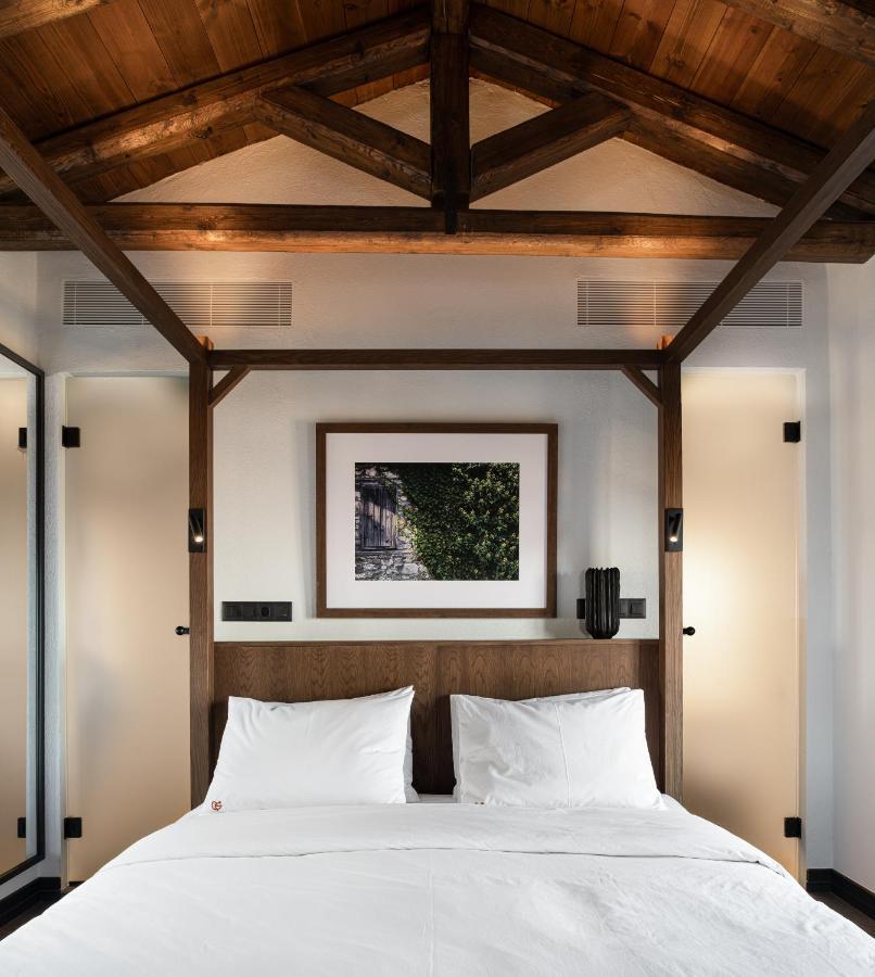Unedo All Seasons Boutique Hotel 팔라이오스 판텔레이몬 외부 사진