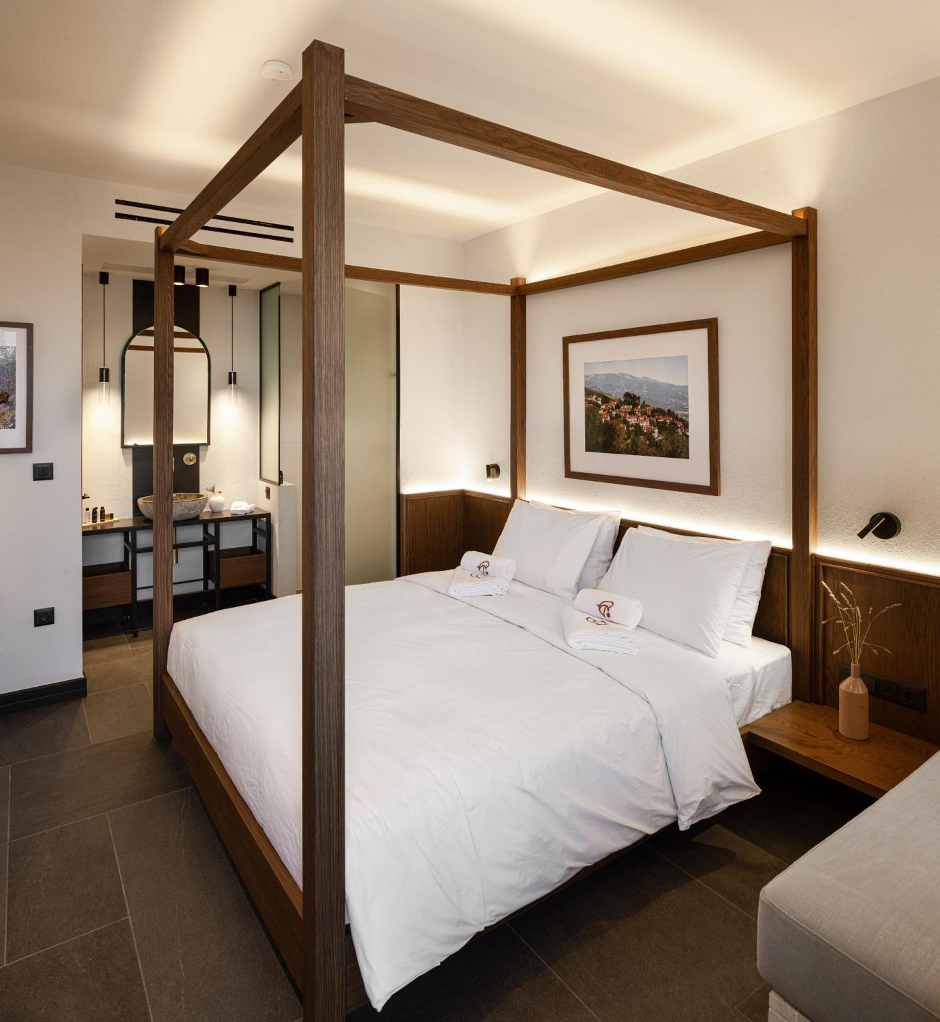 Unedo All Seasons Boutique Hotel 팔라이오스 판텔레이몬 외부 사진