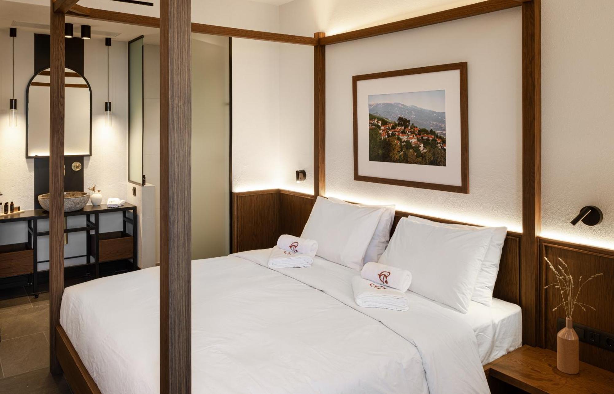 Unedo All Seasons Boutique Hotel 팔라이오스 판텔레이몬 외부 사진