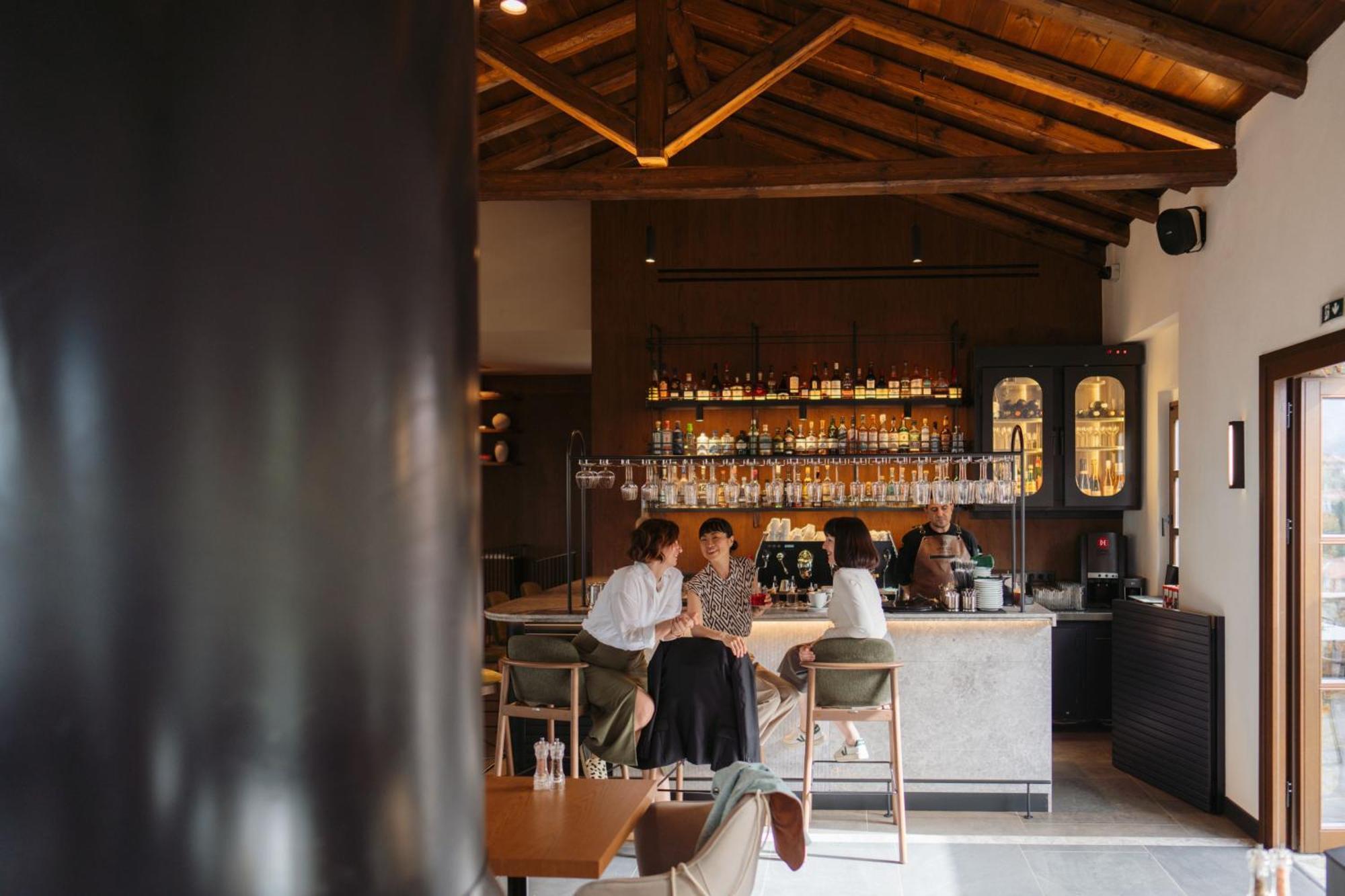 Unedo All Seasons Boutique Hotel 팔라이오스 판텔레이몬 외부 사진